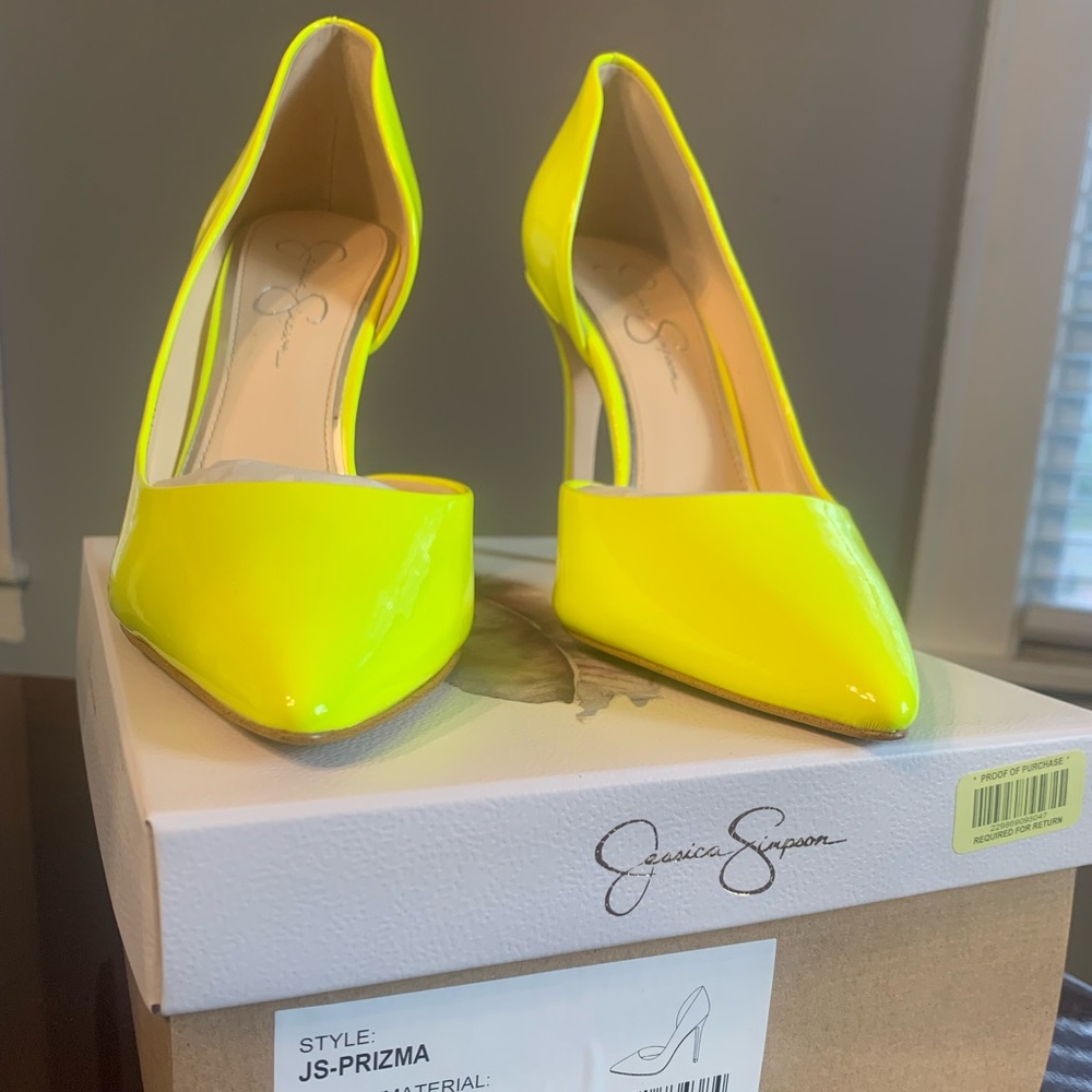 Jessica Simpson Yellow Patent Pump